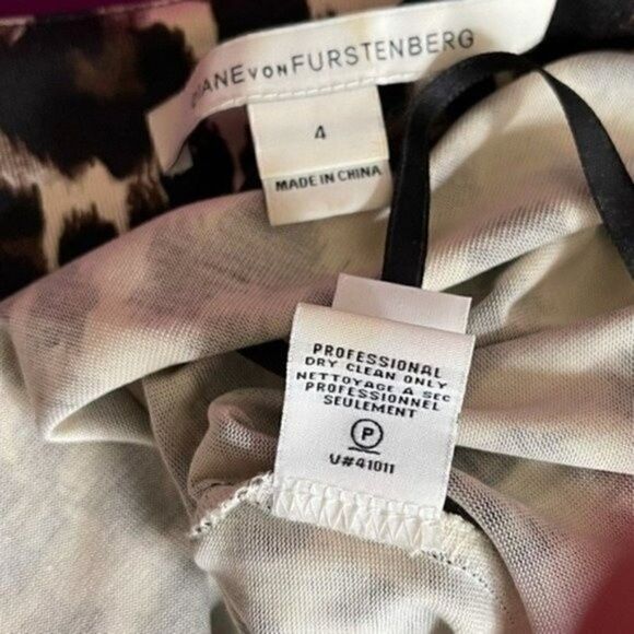 Diane Von Furstenberg classic wrapdress sz 4 BoxI cheetah print 3/4 sleeves - Picture 4 of 7